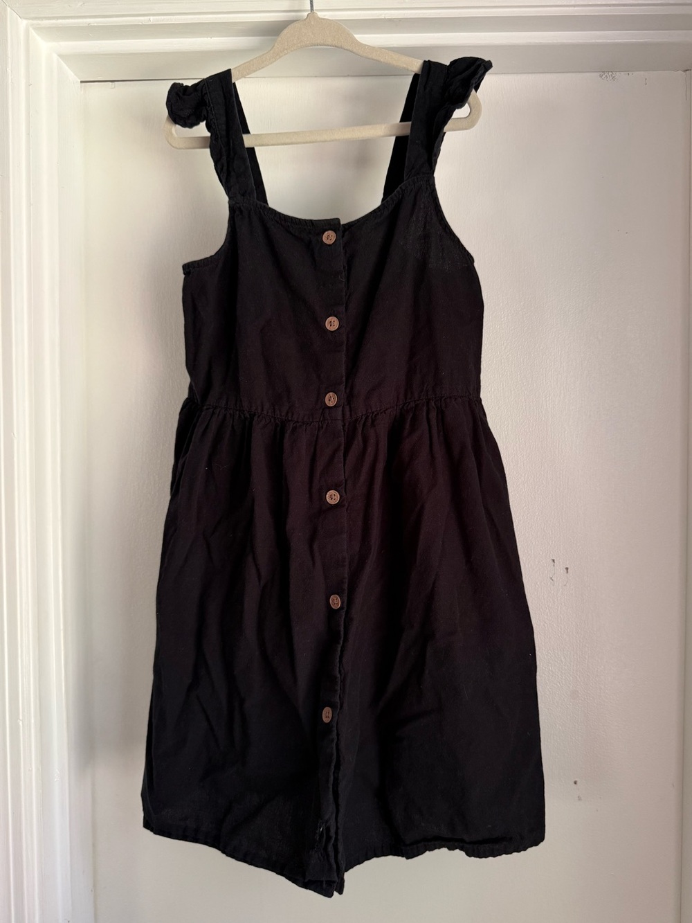 H&M girls black flutter sleeve dress